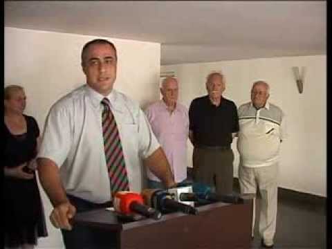 სახალხო-დემოკრატიული პარტიის სმეგრელო-ზემო სვანეთის შტაბის ხელმძღვანელმა ვახუშტი ფარცვა..