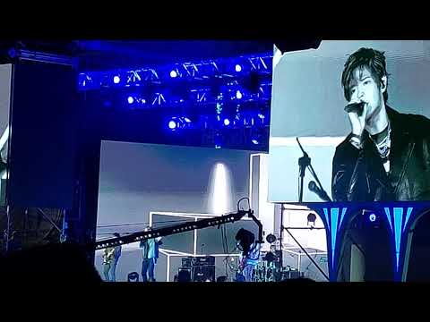手機閃光燈成最美星海！八三夭831【我不想你想你了】新北歡樂耶誕城巨星耶誕演唱會抒情歌演唱實錄|期間艦定|解答海峽|An's Channel