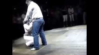 Amcadan Beklenmeyecek Dans Performansı