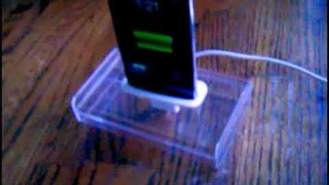 The Ultimate iPod Touch 2G Dock