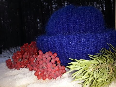 Мохеровая шапка спицами