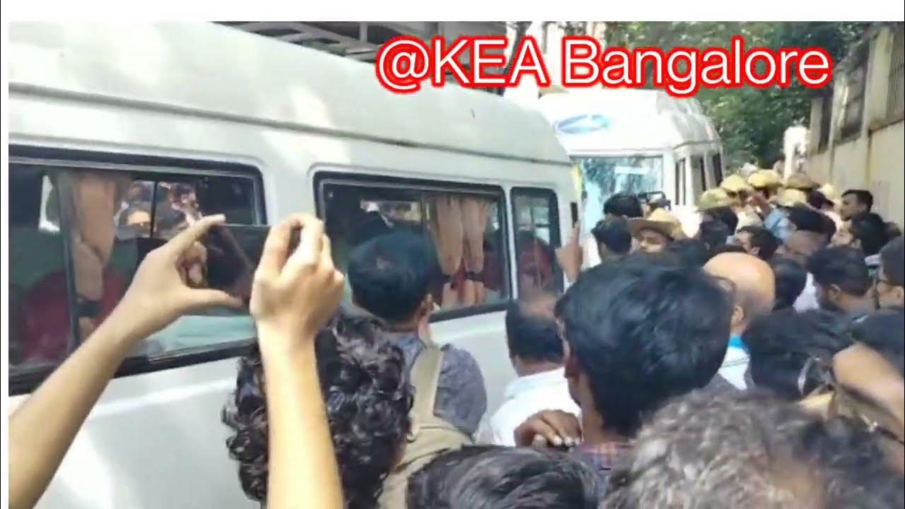 Protest at KEA BangaloreKEA KCET 2022Repeaters PUC Marks + KCET Marks