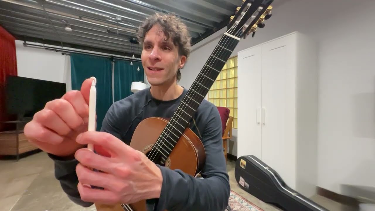 Classical Guitar Basics | What do I do with my thumbs?