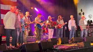 Fisherman’s Friends singing Cousin Jack at FF Festival Stithians 2026.