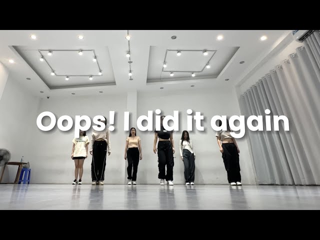 Oops! I did it again (Britney Spears) | Dance cover by Triangle Dance Class class=