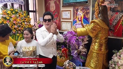 Nghệ sĩ Ngân Tuấn với Hồng Loan tại lễ Đại Tường cố Nghệ sĩ Vũ Linh tại nhà riêng