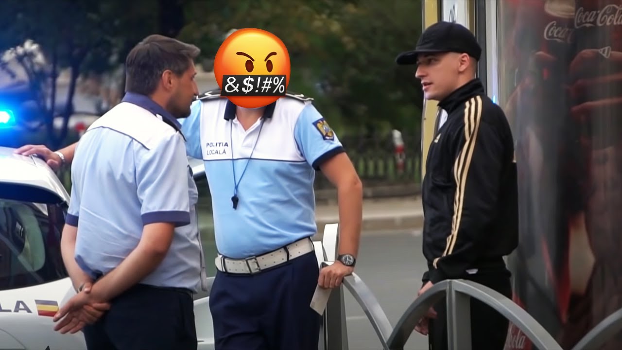 Dau Capace Politistilor Pe Strada