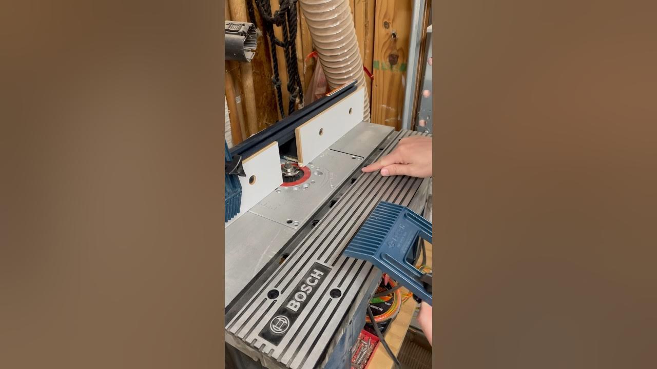 bosch Router table Featherboards & Workpieces YouTube