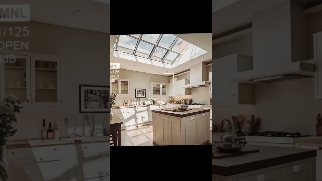 Skylight windows in Kitchen😍