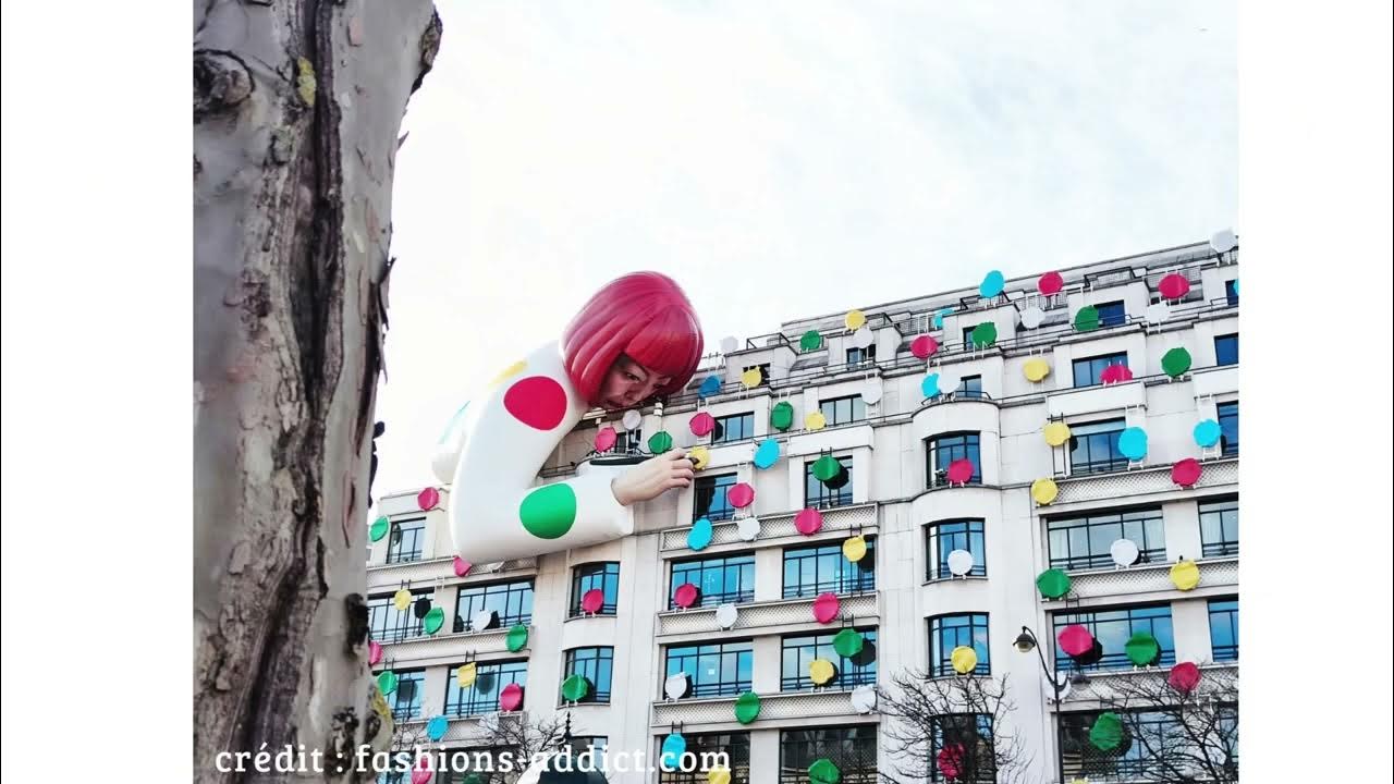 Le folli installazioni di Yayoi Kusama ai Louis Vuitton Champs-Elysées e  Vendôme 