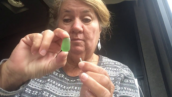 How to create a simple wire wrapped sea glass pendant.