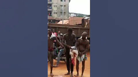 These robbers said their last prayers before they burnt alive in Onitsha Anambra state today