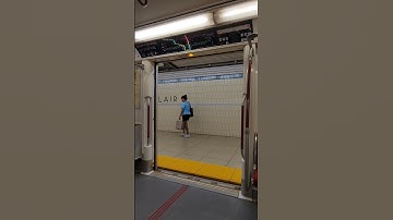 TTC TR Doors Closing #toronto #ttc #bombardier