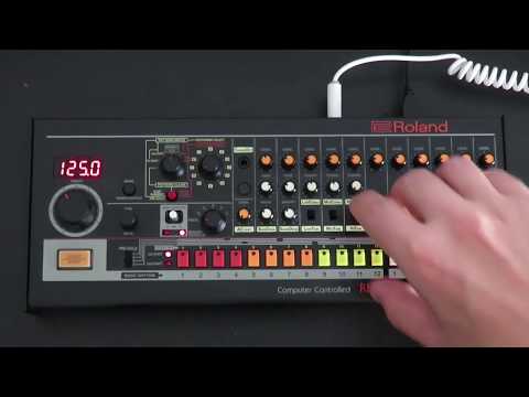 Roland TR-08 Drum Machine Jamming