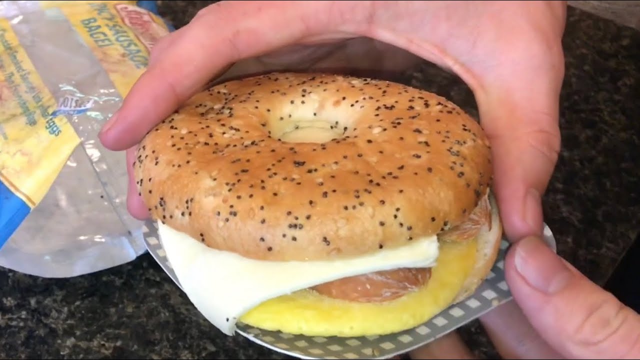 (REVIEW) spicy sausage bagel (johnsonville) jalapeño bacon cheddar