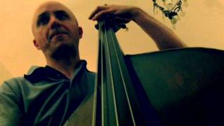 Bb Jazz Blues Bass accompaniment play Along backing track med-up swing chords