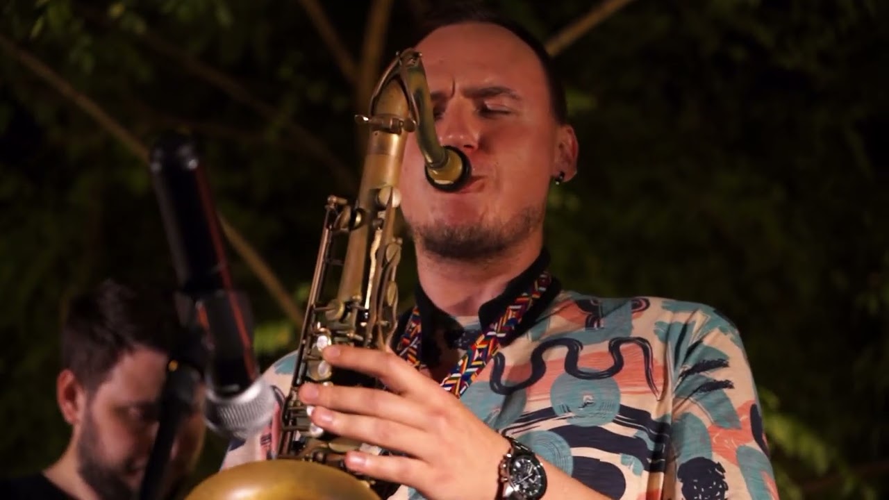 (9/10) Джем сейшен во дворе Пятигорска 2025 – Body And Soul – Элина Келешян