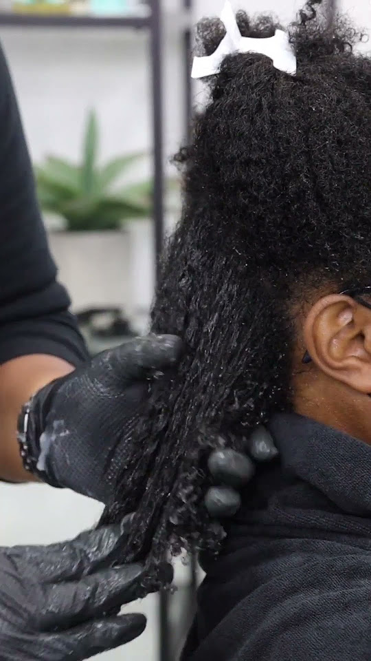 how-to-layer-hair-products-for-long-lasting-definition-youtube