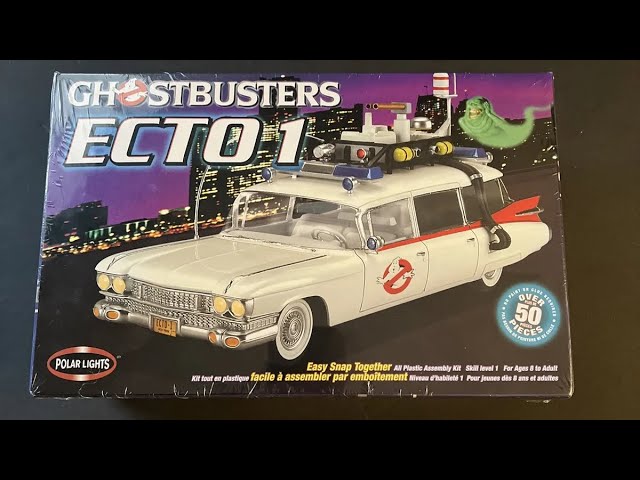 Polar Lights ECTO-1 Easy Snap Together - What's in the Box - YouTube