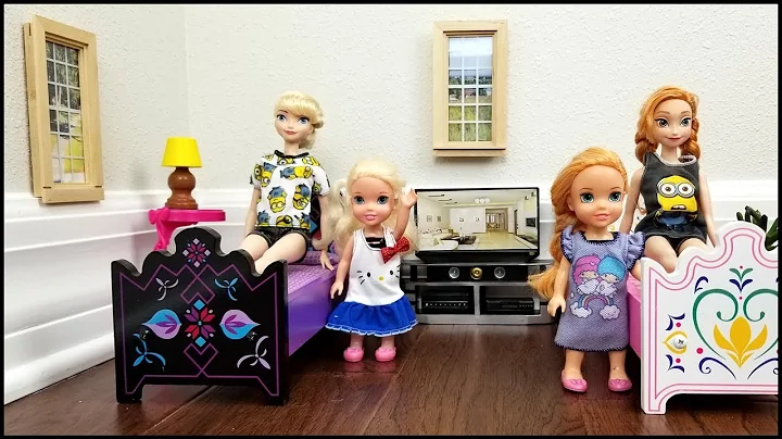 Elsa & Anna toddlers relax and play at the Hotel -...