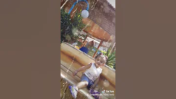 حبيبتي بكره تكبر وتروح المدرسه 