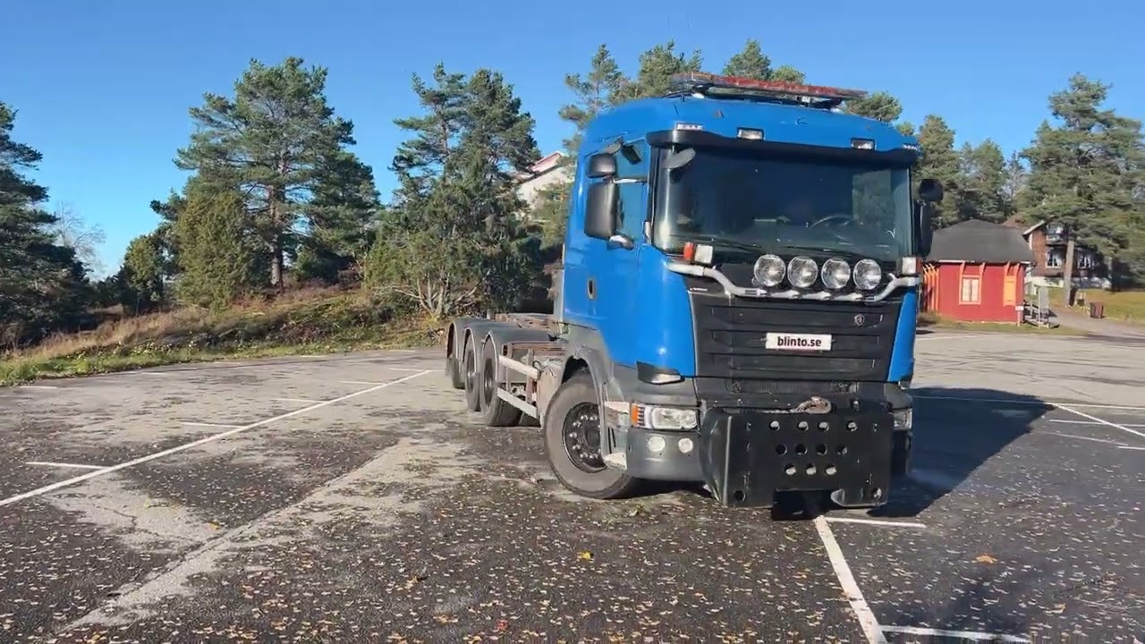 Lastbil / Krokbil  Scania R560 V8 Manuell - Plogutrustad