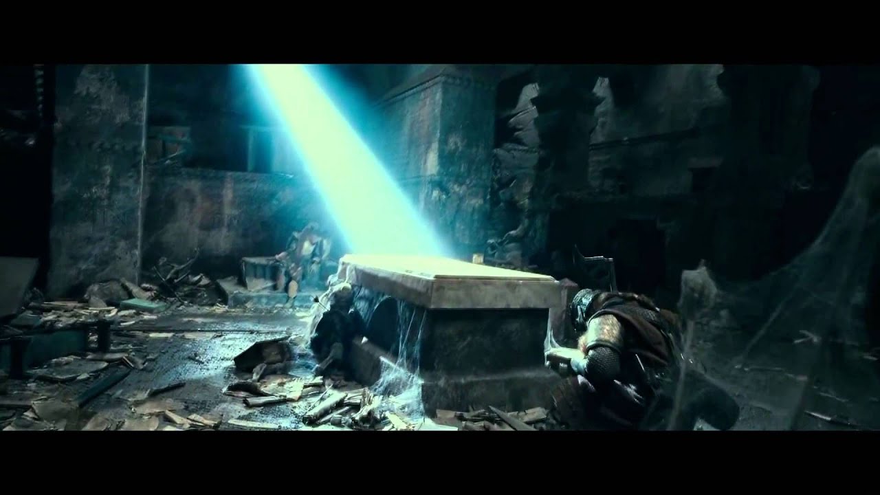 Gimli Discovers Balin's Tomb (Lord of the Rings The Fellowship of the