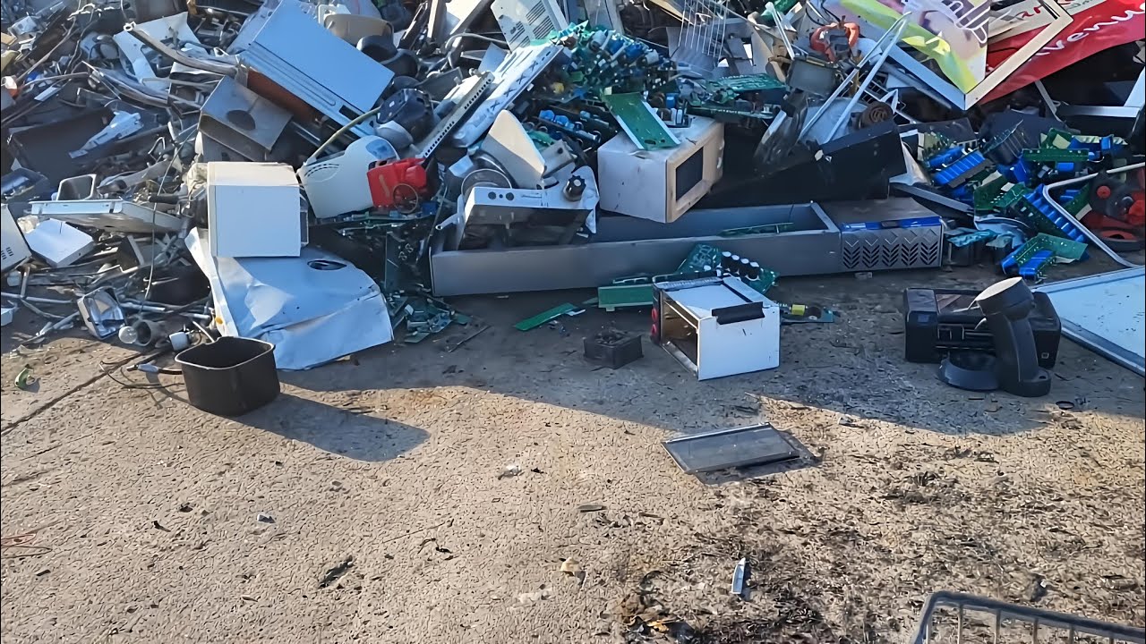 Top  Super Finds at Scrap Metal # 298 