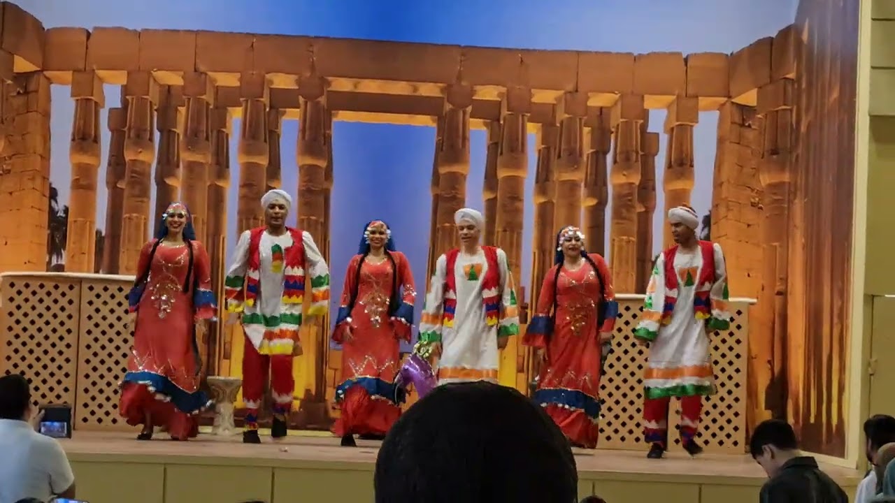 Mısır yöresel folklor oyunu - Regional folk dancing of Egypt