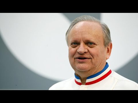 Jol Robuchon, French celebrity chef, dies at 73