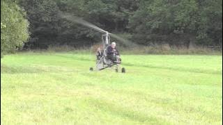 Download lagu Ken Wallis showing us how to fly