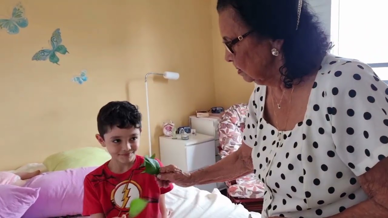 VOVÓ BENZEDEIRA VOLTOU | 1H25 min repetindo