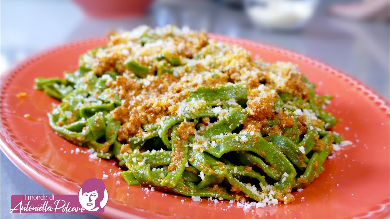 Il Mondo di Antonietta Polcaro - Tagliatelle verdi con ragù alla bolognese di Barbieri.