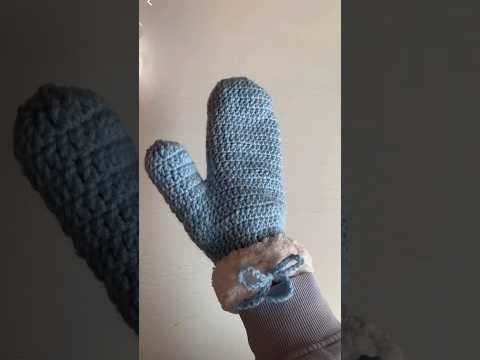 cute winter crochet ideas: fluffy bow mittens☃️🐇#crochet #crocheting #christmas #winter #gloves #fy (video tutorial)
