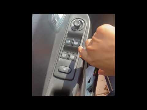 Vidéo: Comment mettre un bouton sur un rétroviseur ?