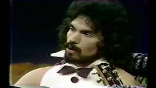 Video thumbnail of "Hall & Oates   -  She's Gone"