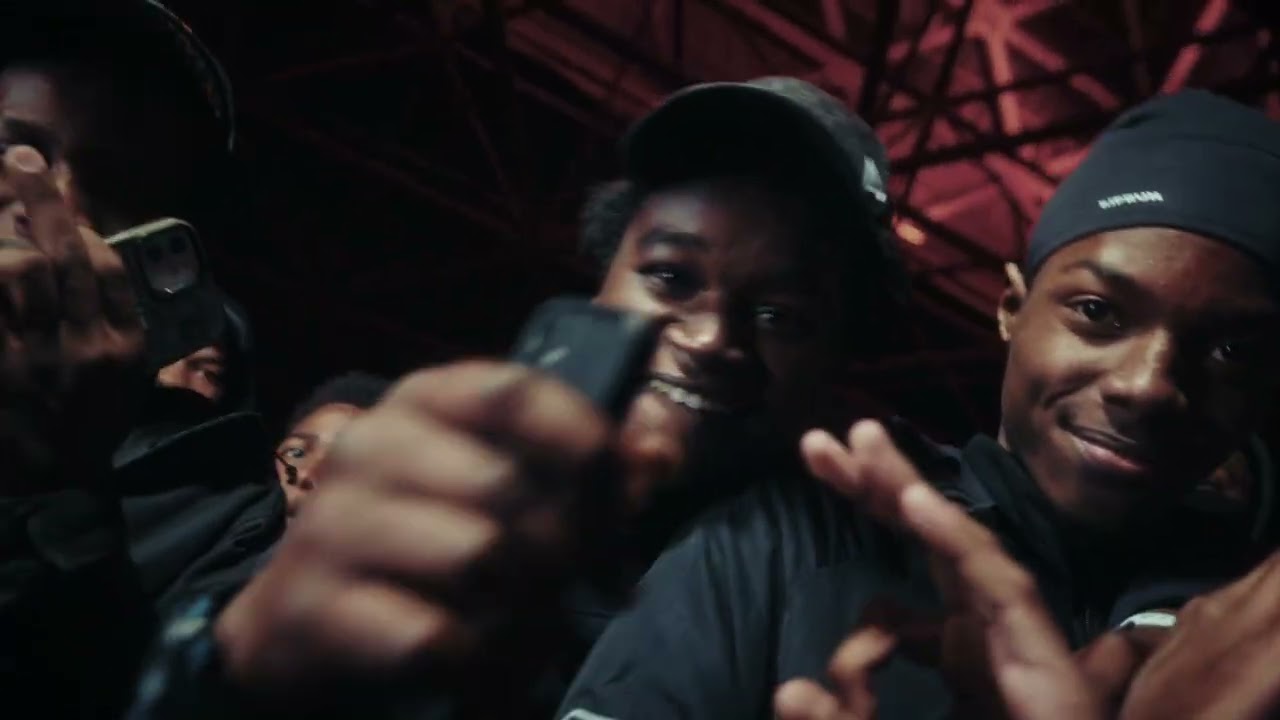 Batista - Sale boulot - Feat @lebacodesbacos  (clip officiel)