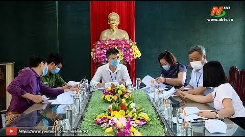 Gia Viễn khẩn trương rà soát, cập nhật danh sách cử tri, chuẩn bị phát thẻ.