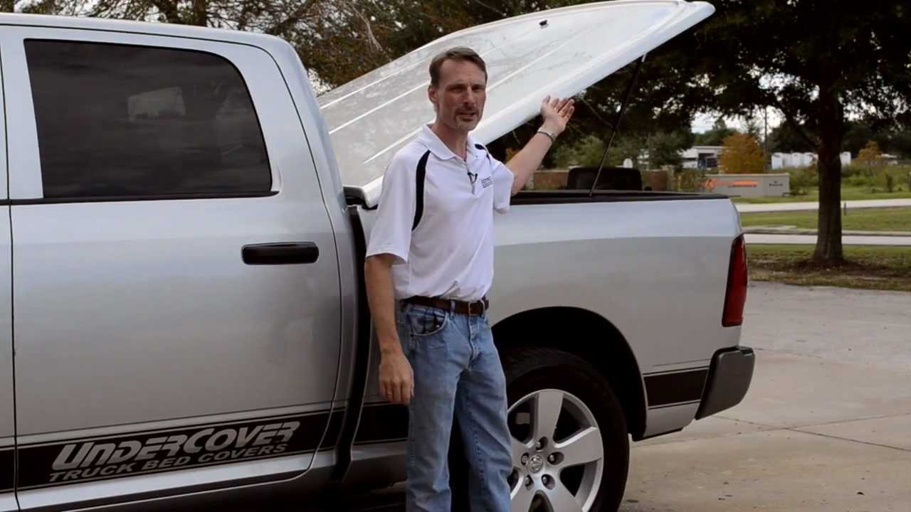 Undercover Se Lux Painted Tonneau Cover Review Autocustoms Com Youtube