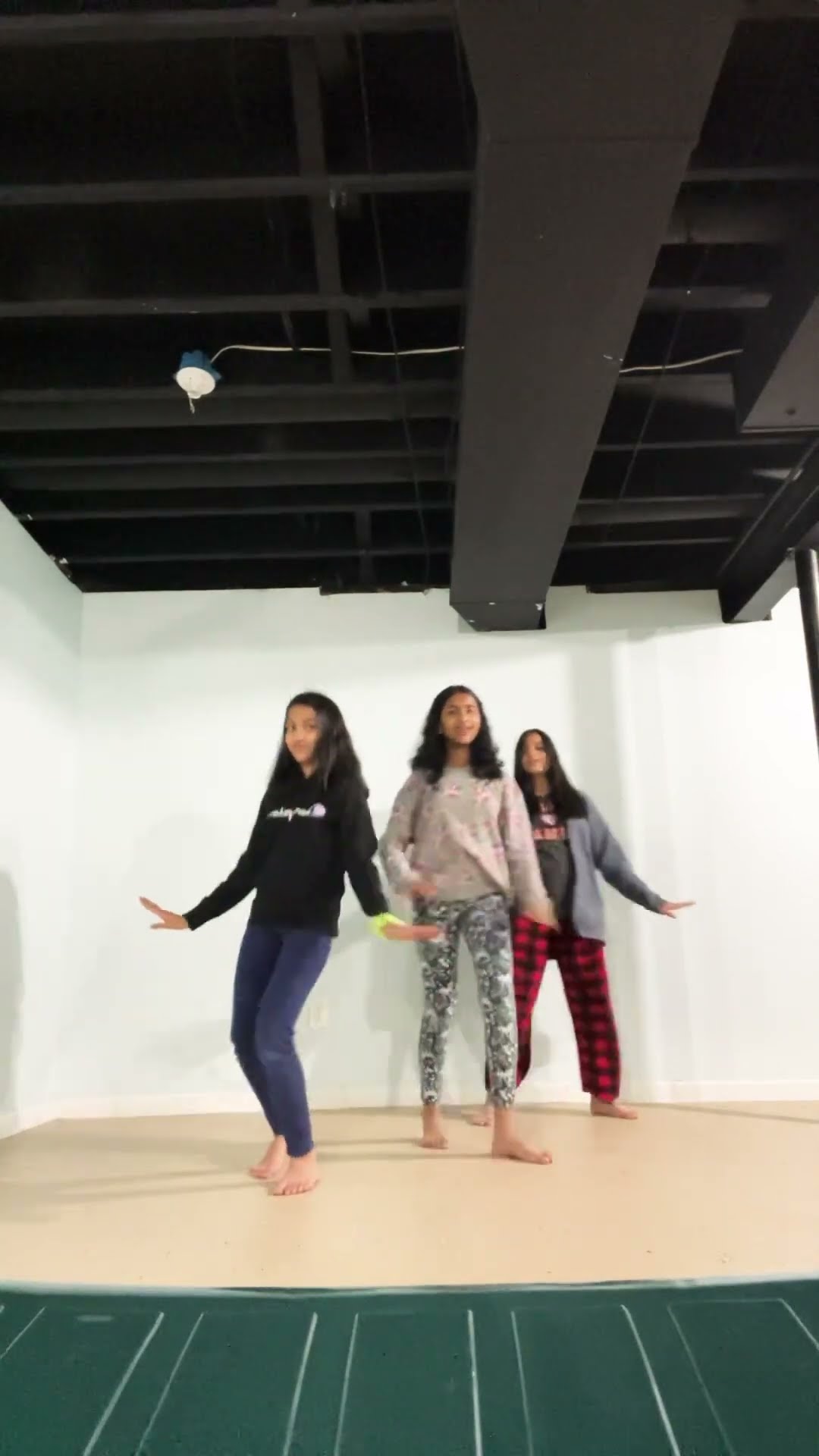 We Do It Better Trolls funny dance trolls YouTube we-do-it-better-trolls-funny-dance-trolls-youtube