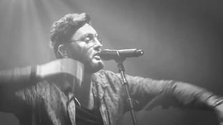 James Arthur ~ Prisoner ~ Closeup ~Brussel2017