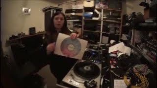 DJ Tutorial For The Beginner DJ - Creating a Set, Harmonic Mixing, Beats, Bars & Phrases