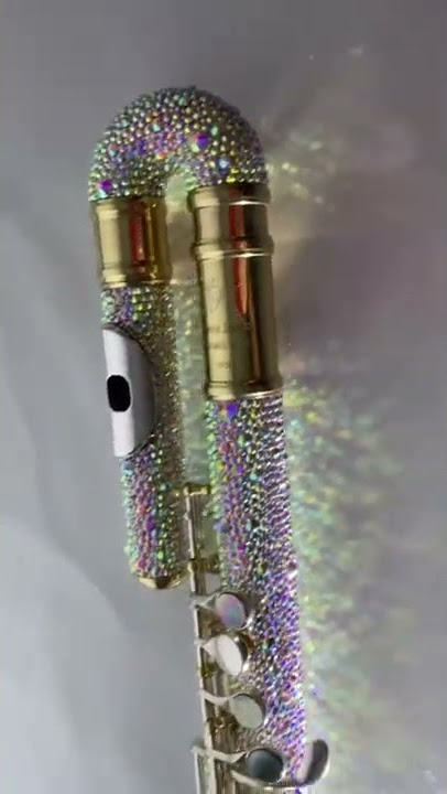 Why can’t a flute be glamorous and over the top!!  #flute #diamonds #tjflutes #beautiful #handmade