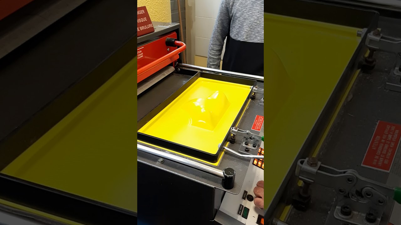 Thermoformage carrosserie