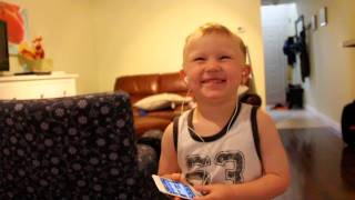 Kids Adorable Reaction To First Ipod Experience