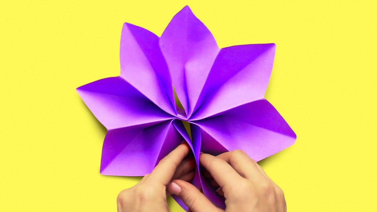 25 TOTALLY COOL PAPER CRAFTS 