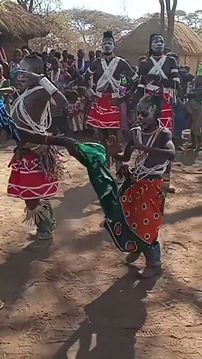 cheki wasukukuma.wakicheza selemani ya mboosoo