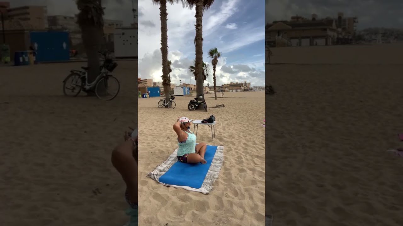 Morning Yoga Gentle Stretch from Spain. 13´ Stretch. Warming up. 