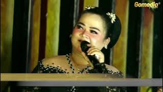 WAYU DEMENAN - DEWI AYU ANEKA TUNGGAL