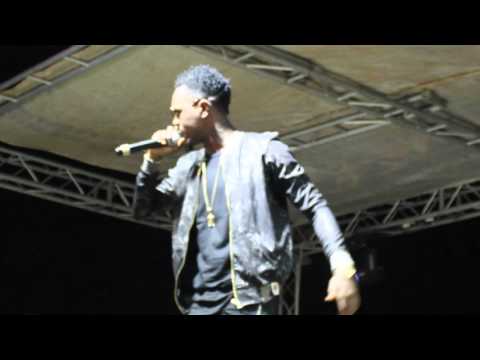 Patoranking Daniella Whine LIVE 